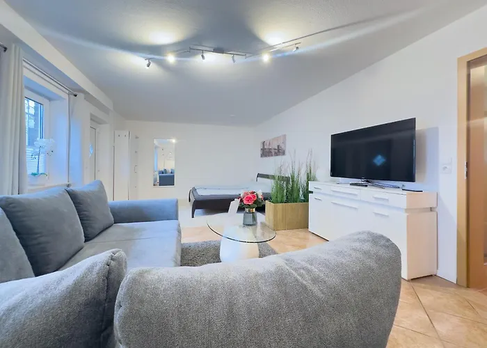 Apartment Moderne L Ruhige Lage Nahe L Wenige Minuten Ins Zentrum Von